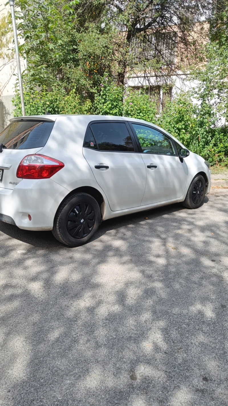 Toyota Auris 1.33 VVT-i, 99 к.с, Закупена от БГ, Сменена Верига, снимка 2 - Автомобили и джипове - 48411158