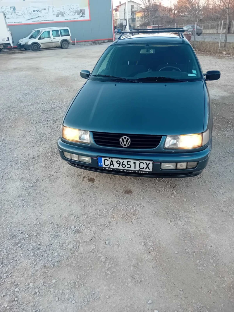 VW Passat, снимка 1 - Автомобили и джипове - 49013294