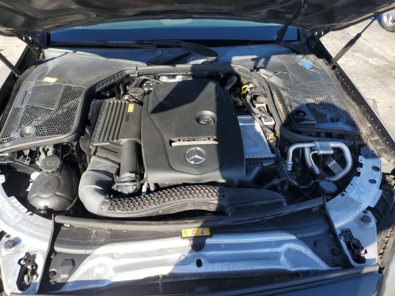 Mercedes-Benz C 300, снимка 11 - Автомобили и джипове - 53502264