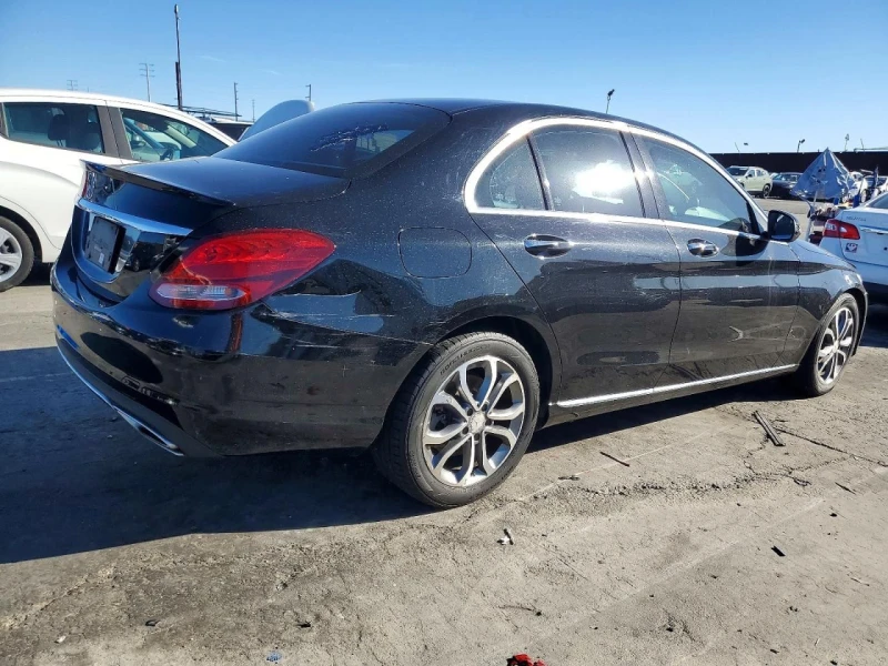 Mercedes-Benz C 300, снимка 3 - Автомобили и джипове - 53502264