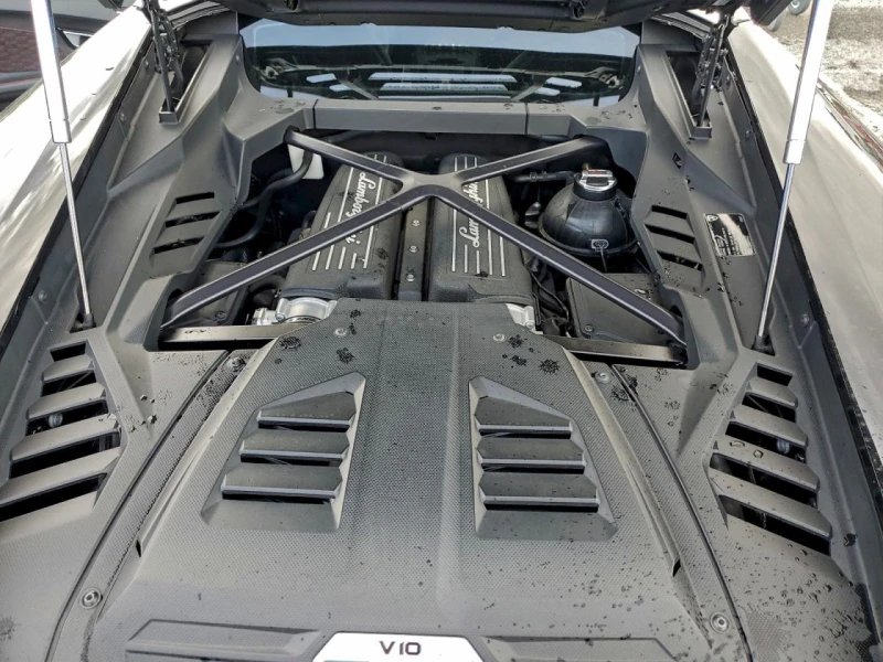 Lamborghini Huracan EVO* AWD* CARBON CERAMIC* , снимка 11 - Автомобили и джипове - 53597663