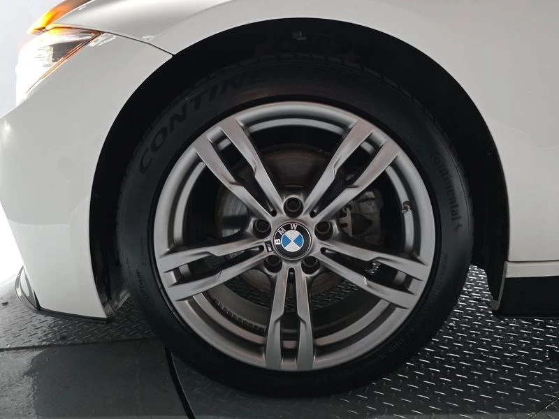 BMW 320 320d M Sport| 190к.с.| ВКЛ.ТЕХНОТЕСТ, снимка 4 - Автомобили и джипове - 55624279