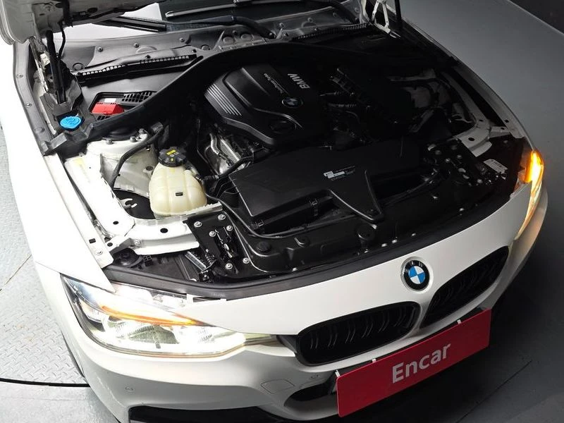 BMW 320 320d M Sport| 190к.с.| ВКЛ.ТЕХНОТЕСТ, снимка 5 - Автомобили и джипове - 55624279