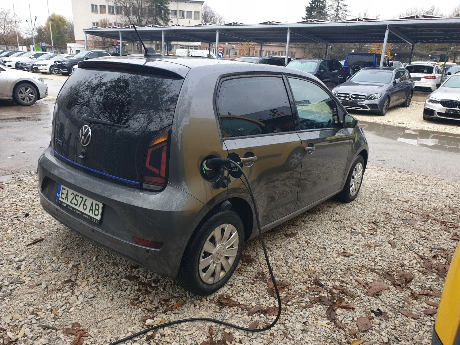 VW Up 83к.с. CCS LED Гаранция Лизинг  - изображение 4