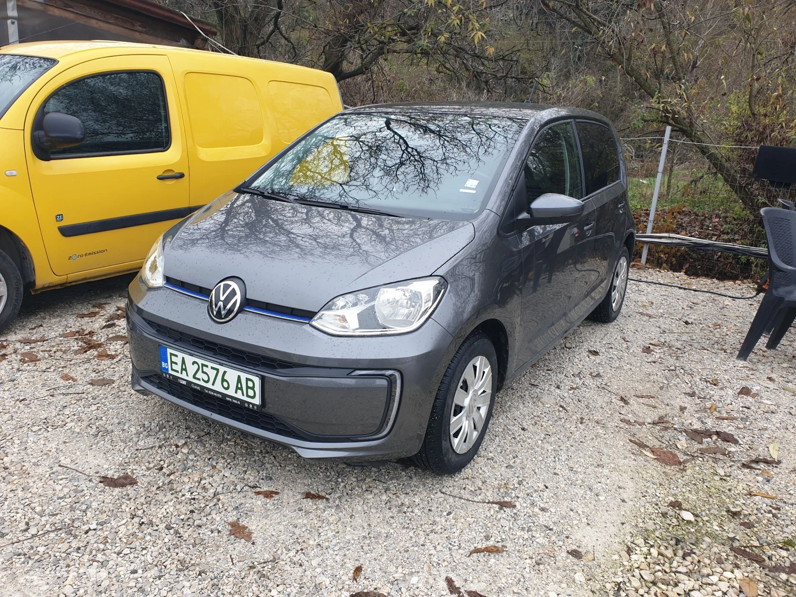 VW Up 83к.с. CCS LED Гаранция Лизинг  - [1] 