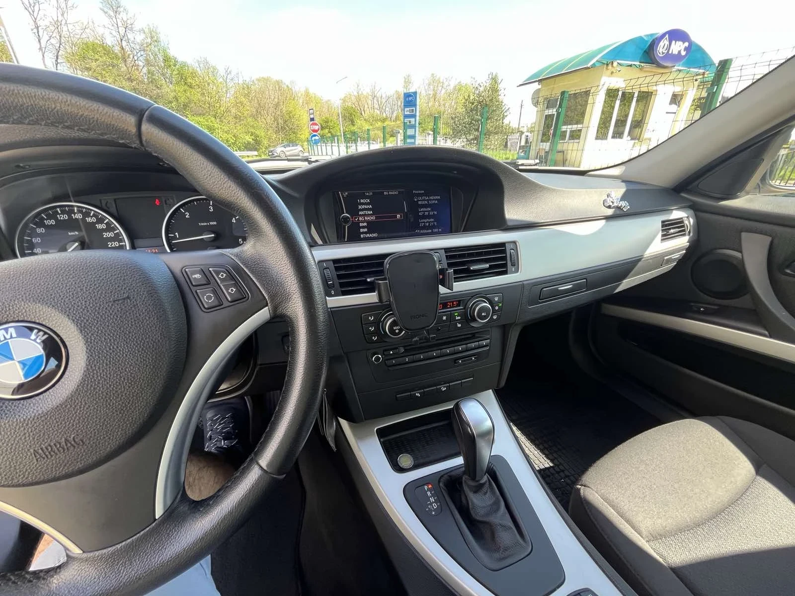 BMW 320 xDrive | Mobile.bg   12