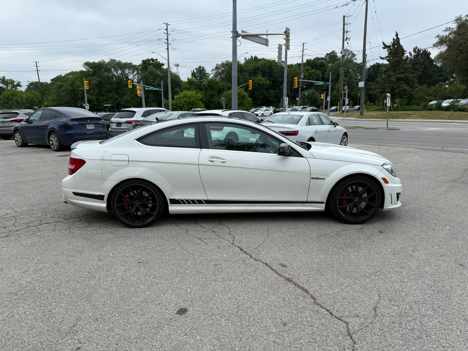 Mercedes-Benz C 63 AMG CARFAX АВТО КРЕДИТ  - изображение 3