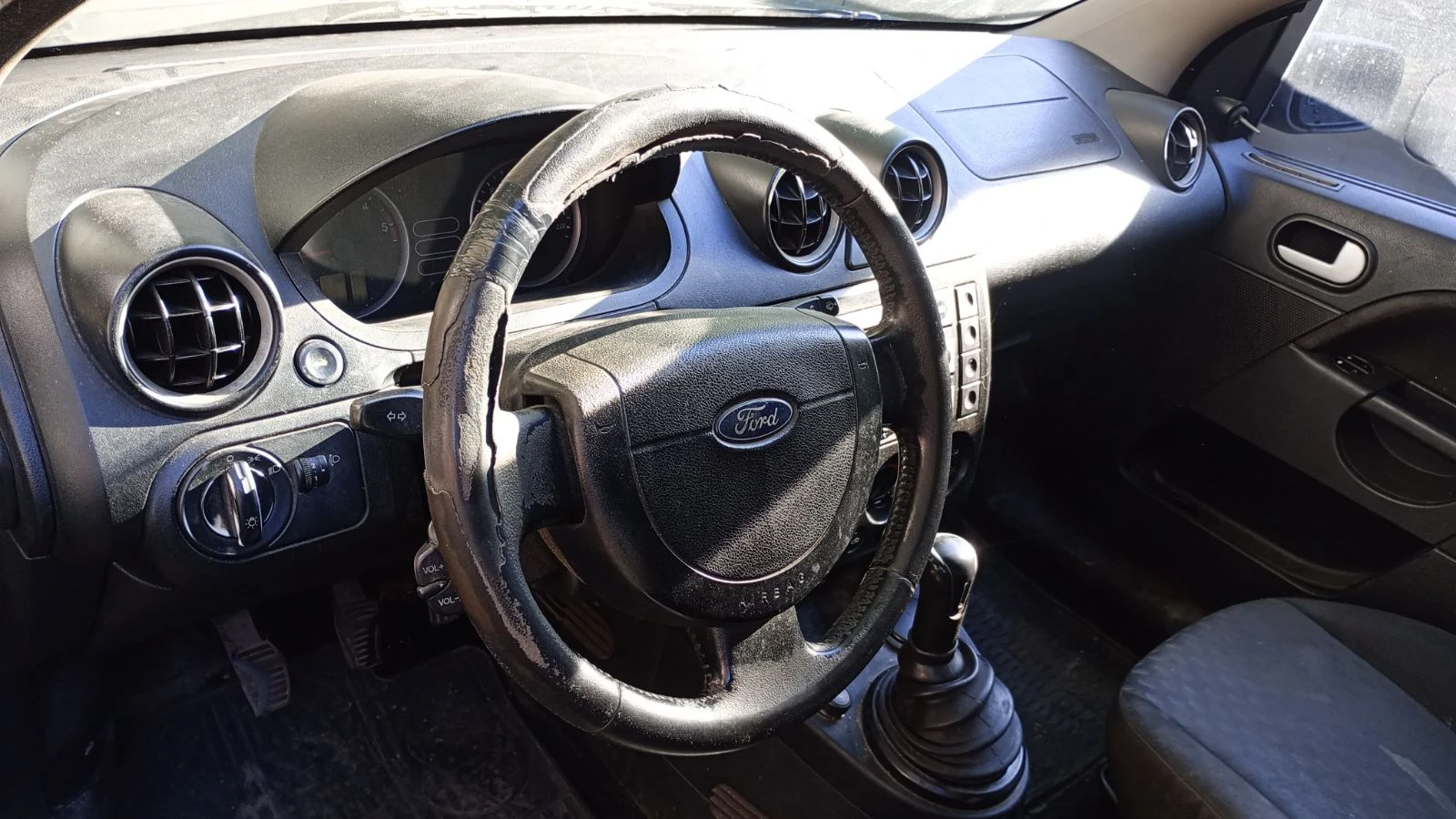 Ford Fiesta  - изображение 3