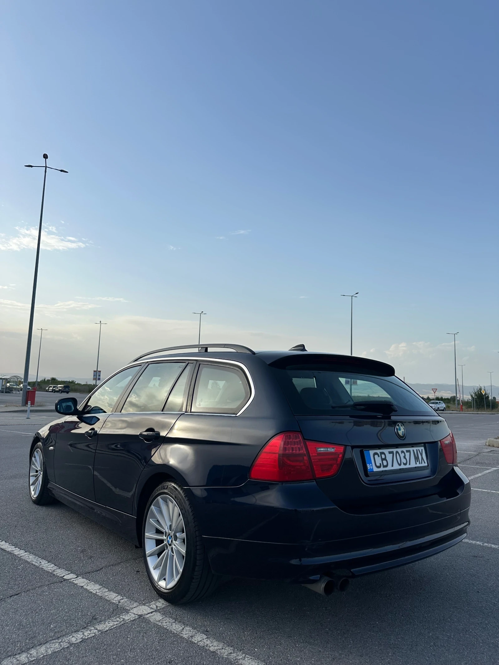 BMW 325 i xDrive Facelift - изображение 3