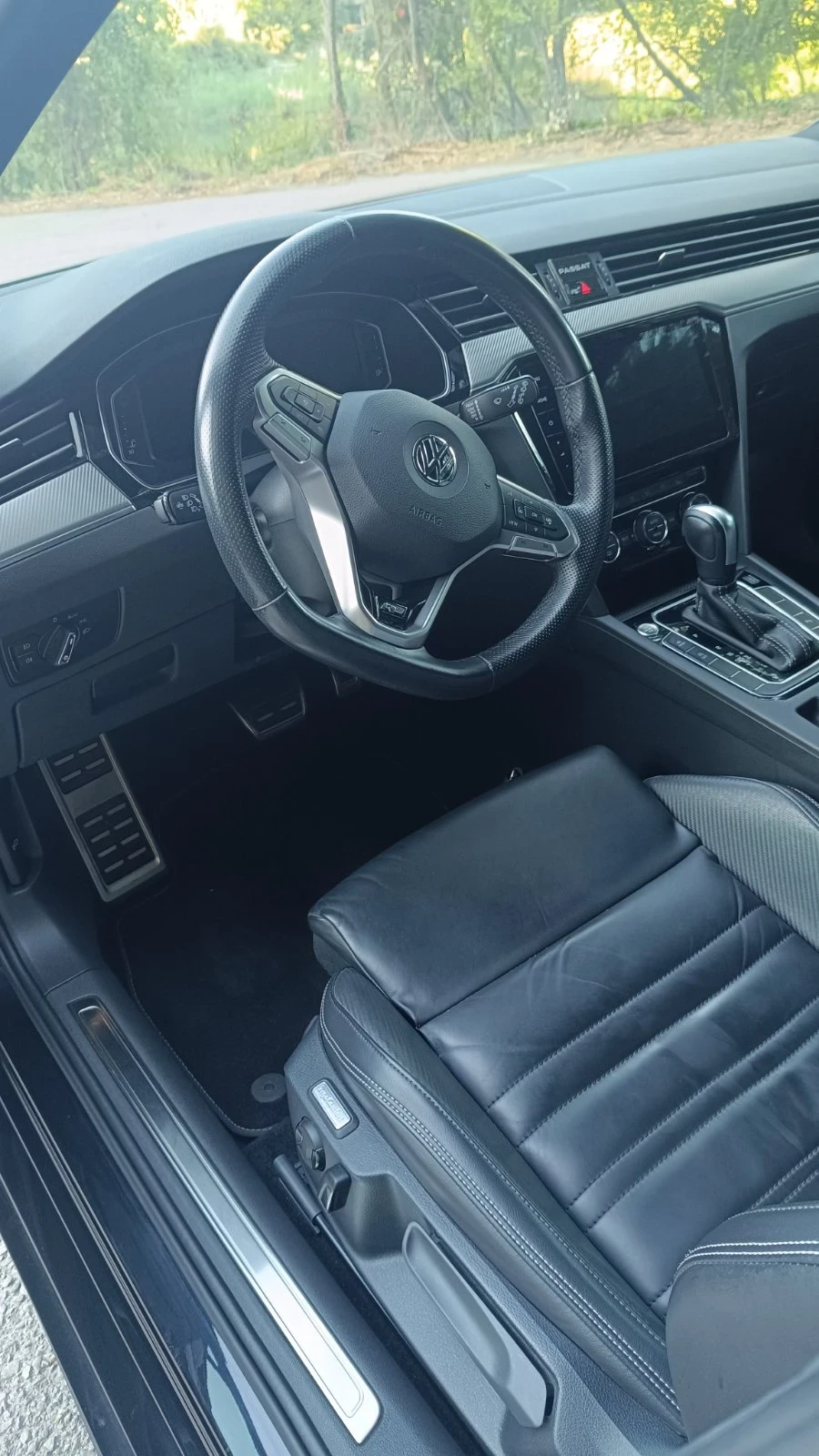 VW Passat R-Line 2.0/150кс - изображение 10