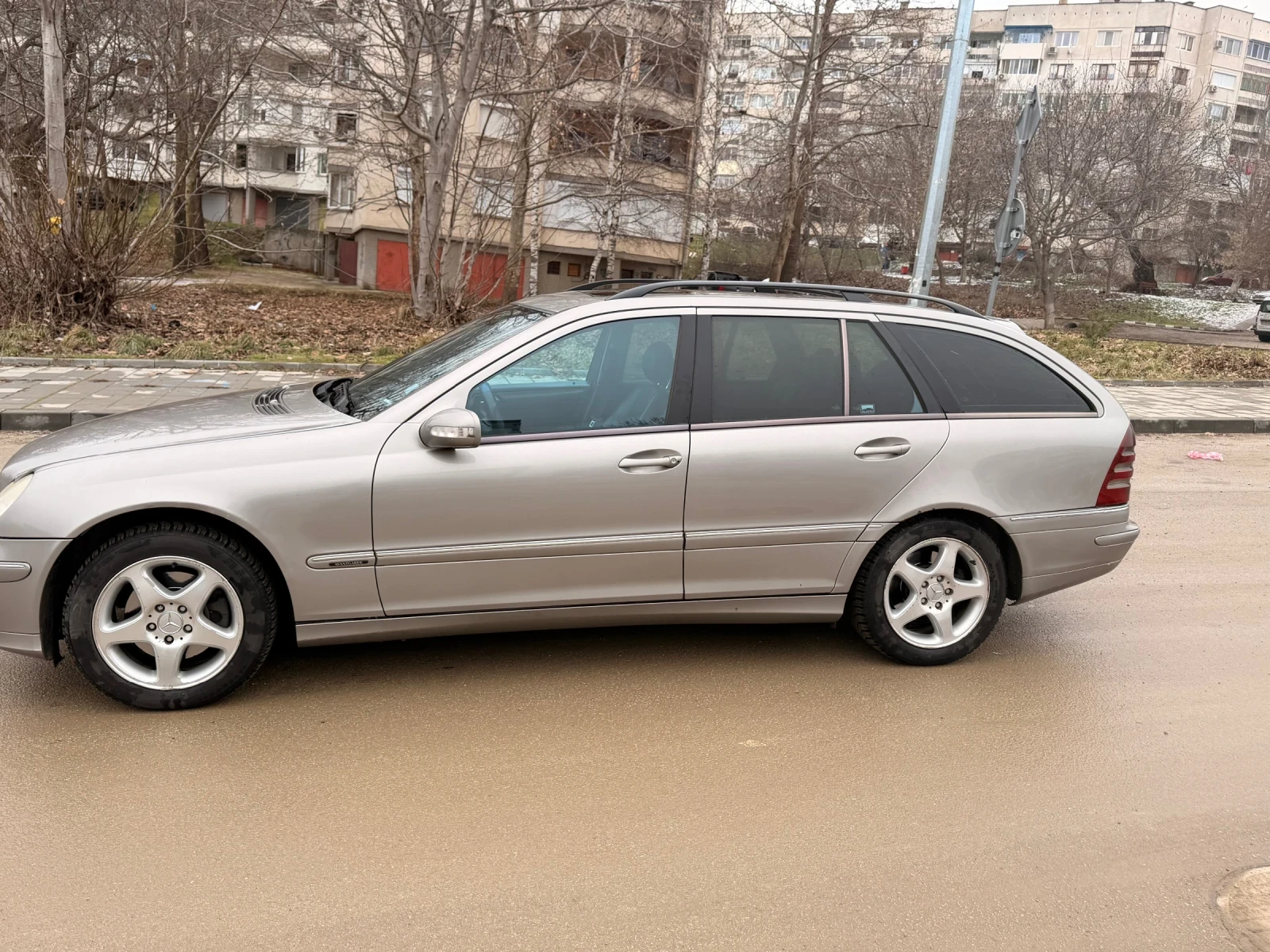 Mercedes-Benz C 270 Avantgarde  - изображение 2
