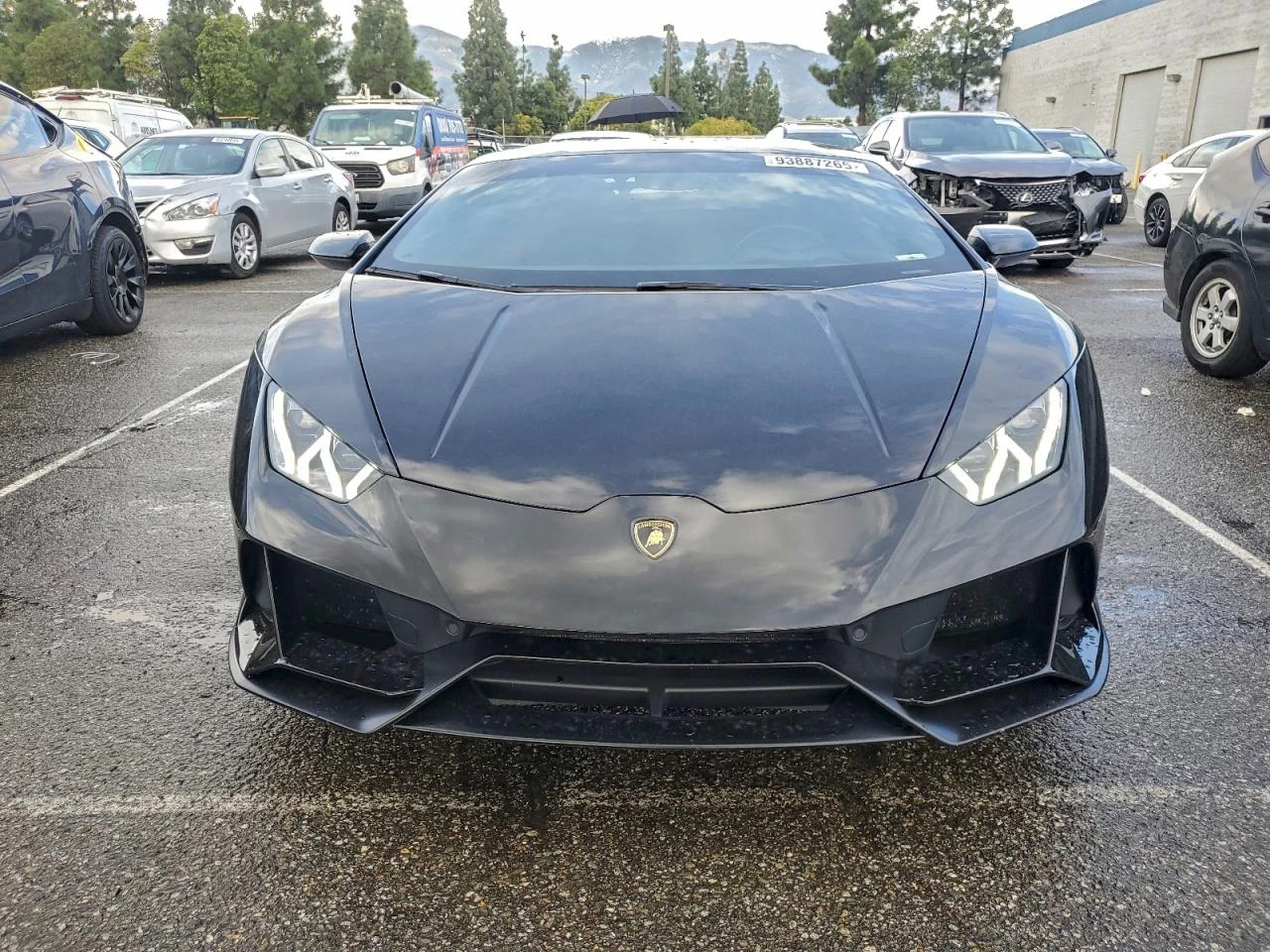 Lamborghini Huracan EVO* AWD* CARBON CERAMIC*  - изображение 2