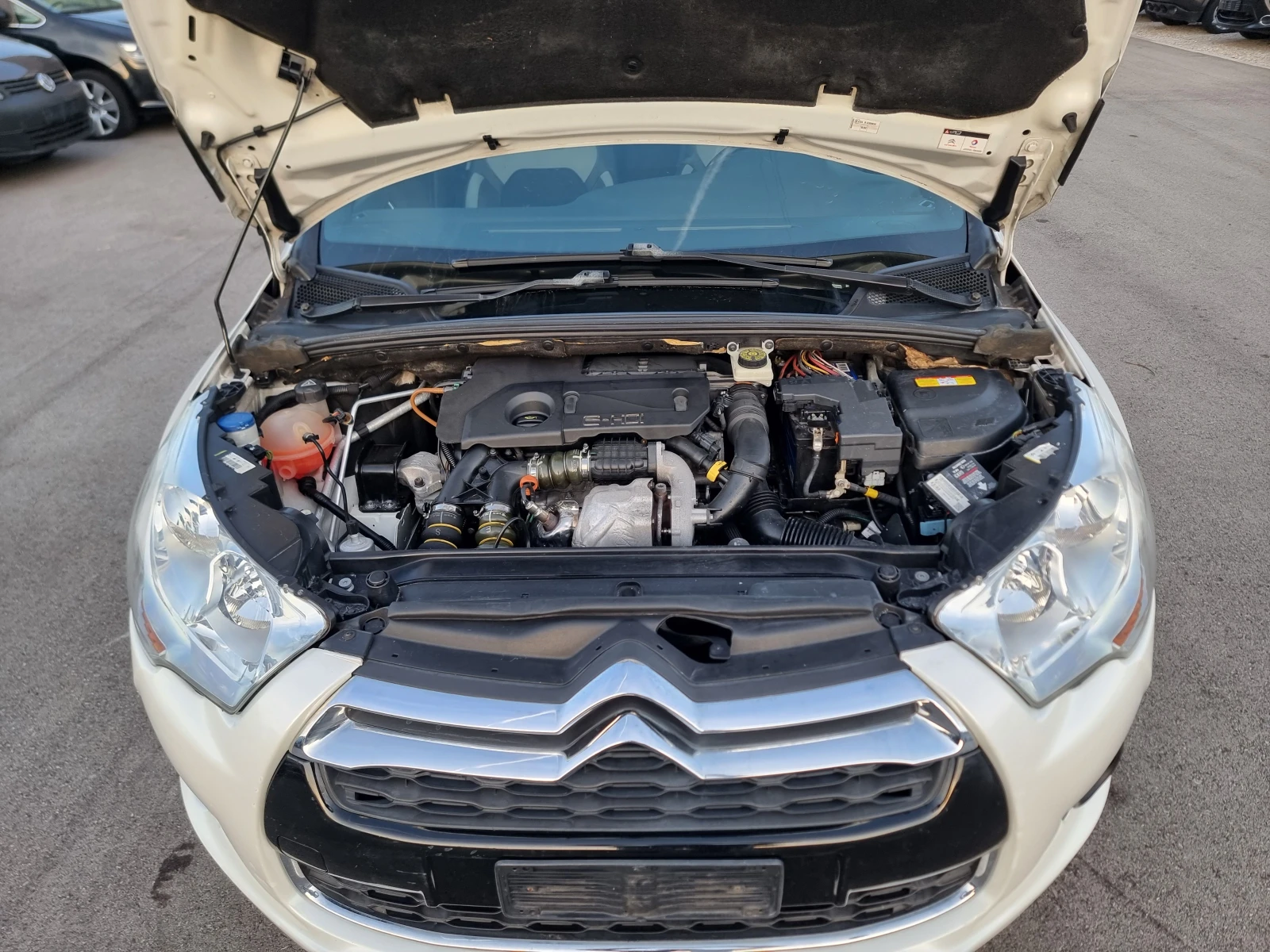 Citroen DS4 1.6HDI, снимка 17 - Автомобили и джипове - 53779018