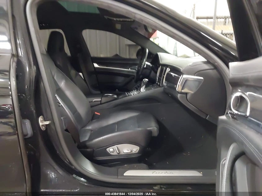 Porsche Panamera * 4.8 Turbo* 500HP* , снимка 5 - Автомобили и джипове - 54049660