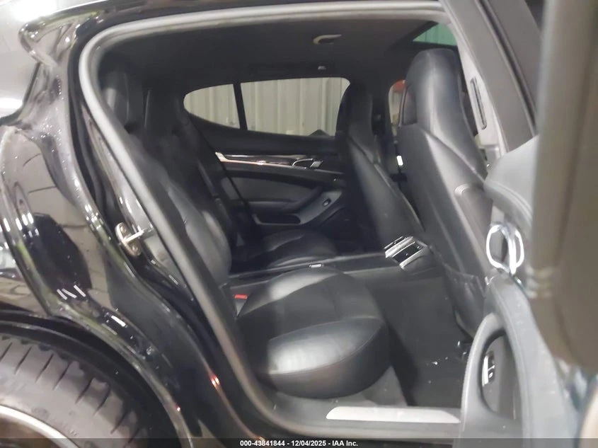 Porsche Panamera * 4.8 Turbo* 500HP* , снимка 8 - Автомобили и джипове - 54049660