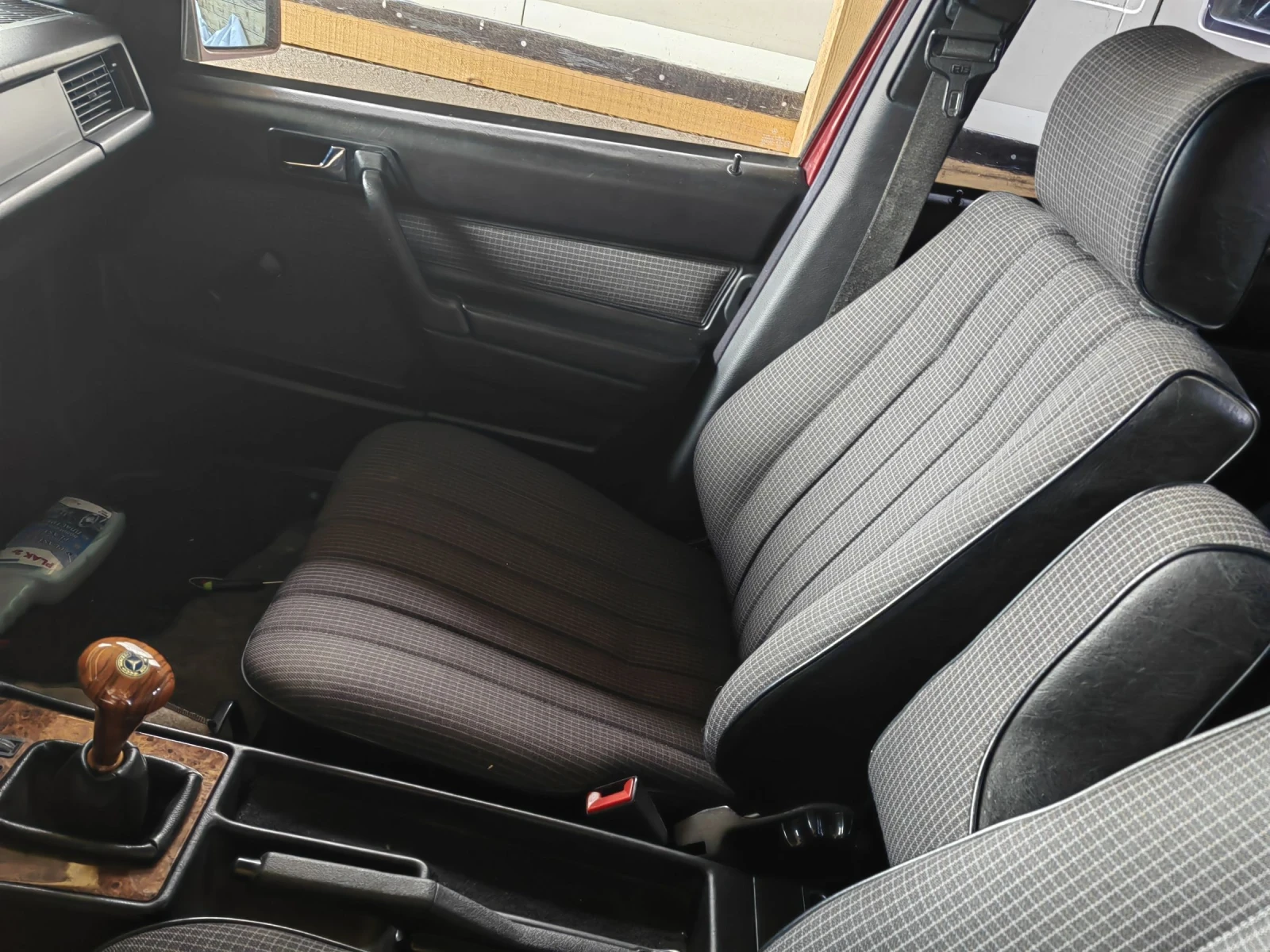 Mercedes-Benz 190, снимка 8 - Автомобили и джипове - 54100336