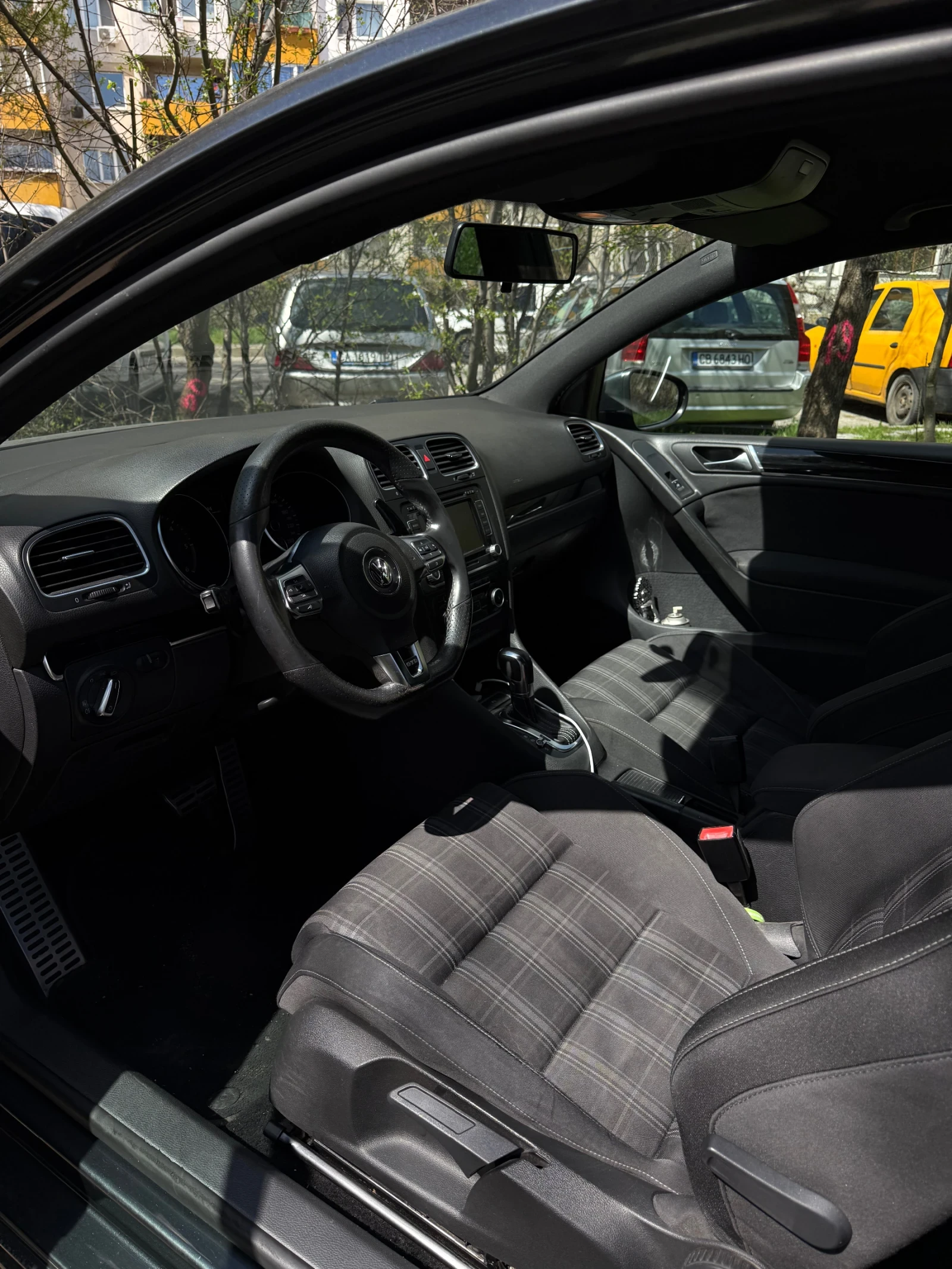 VW Golf GTD, снимка 7 - Автомобили и джипове - 54150679