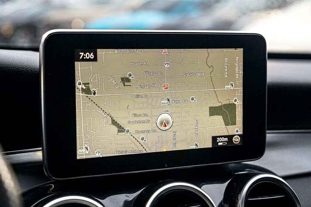 Mercedes-Benz C 300 4MATIC* ����������* (���� �� ��) | Mobile.bg � ����������� 15