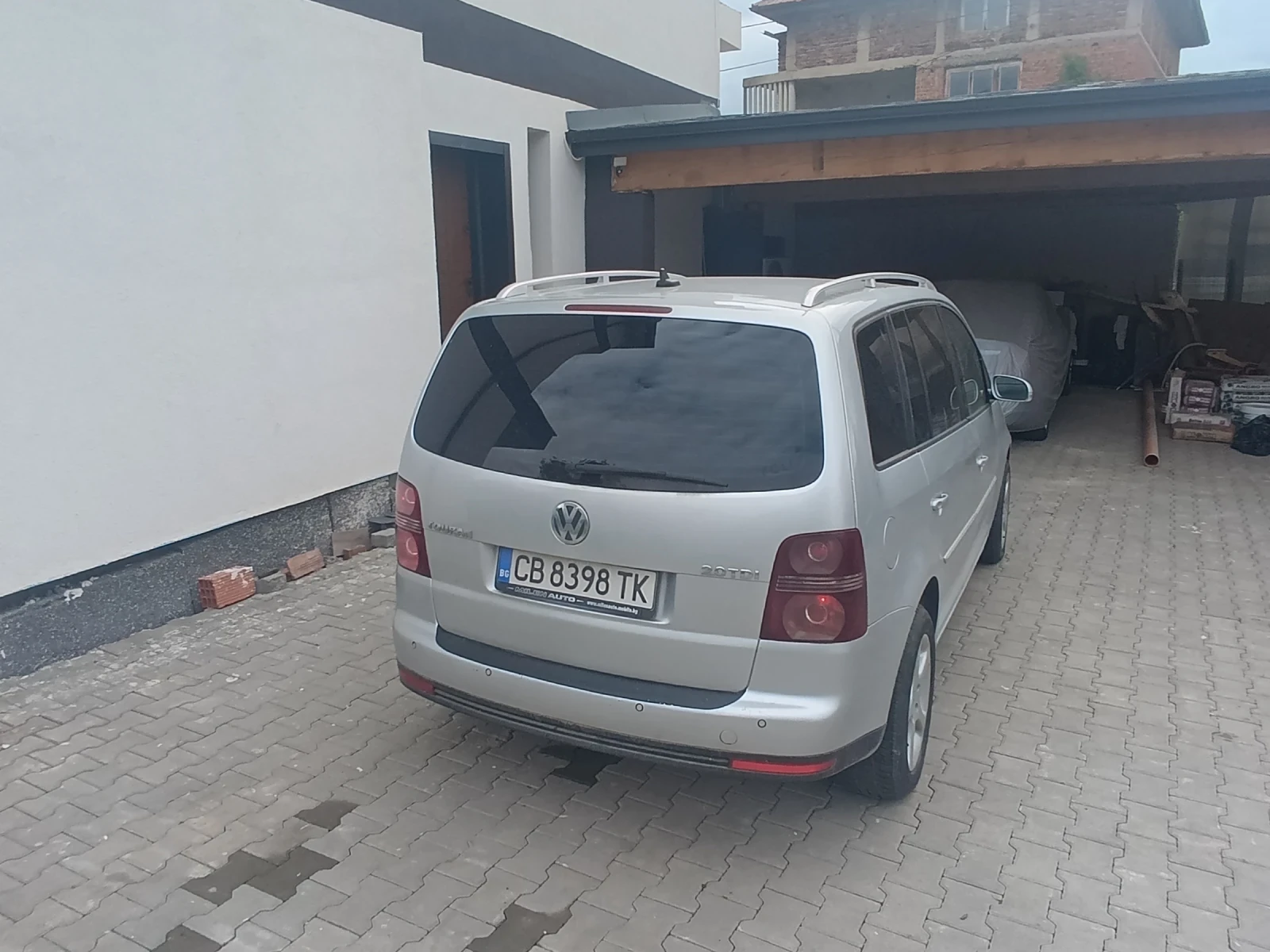 VW Touran, снимка 3 - Автомобили и джипове - 54496304