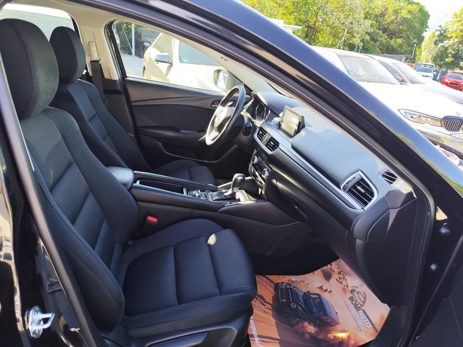 Mazda 6 2.2D* SKYACTIV* FACE* АВТОМАТИК* LED* NAVI* EURO6*, снимка 13 - Автомобили и джипове - 54707486