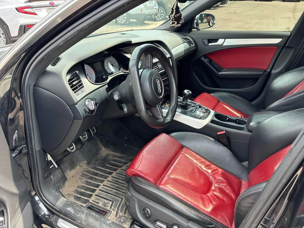Audi S4 * Progressiv * CARFAX * БЕЗ ПЪРВОНАЧАЛНА ВНОСКА, снимка 5 - Автомобили и джипове - 55112756