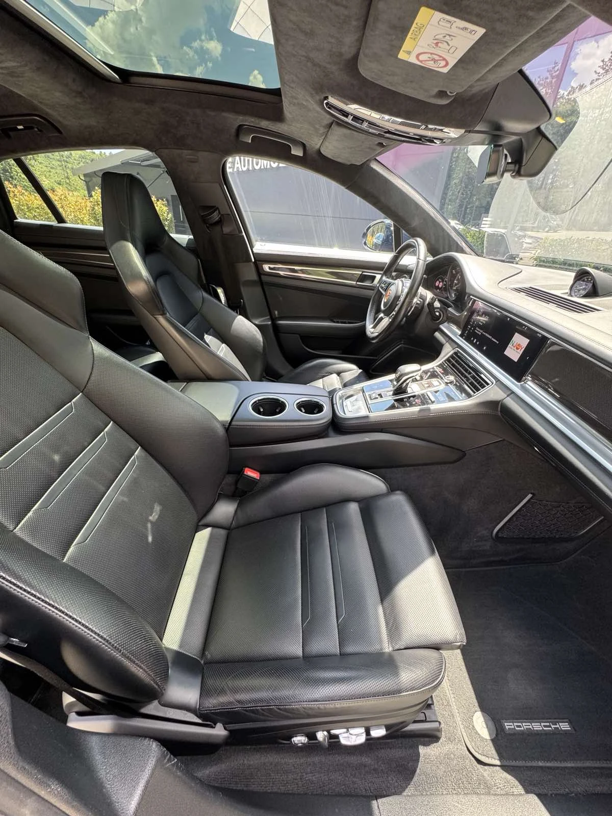 Porsche Panamera Turbo S E-Hybrid, снимка 11 - Автомобили и джипове - 55222741