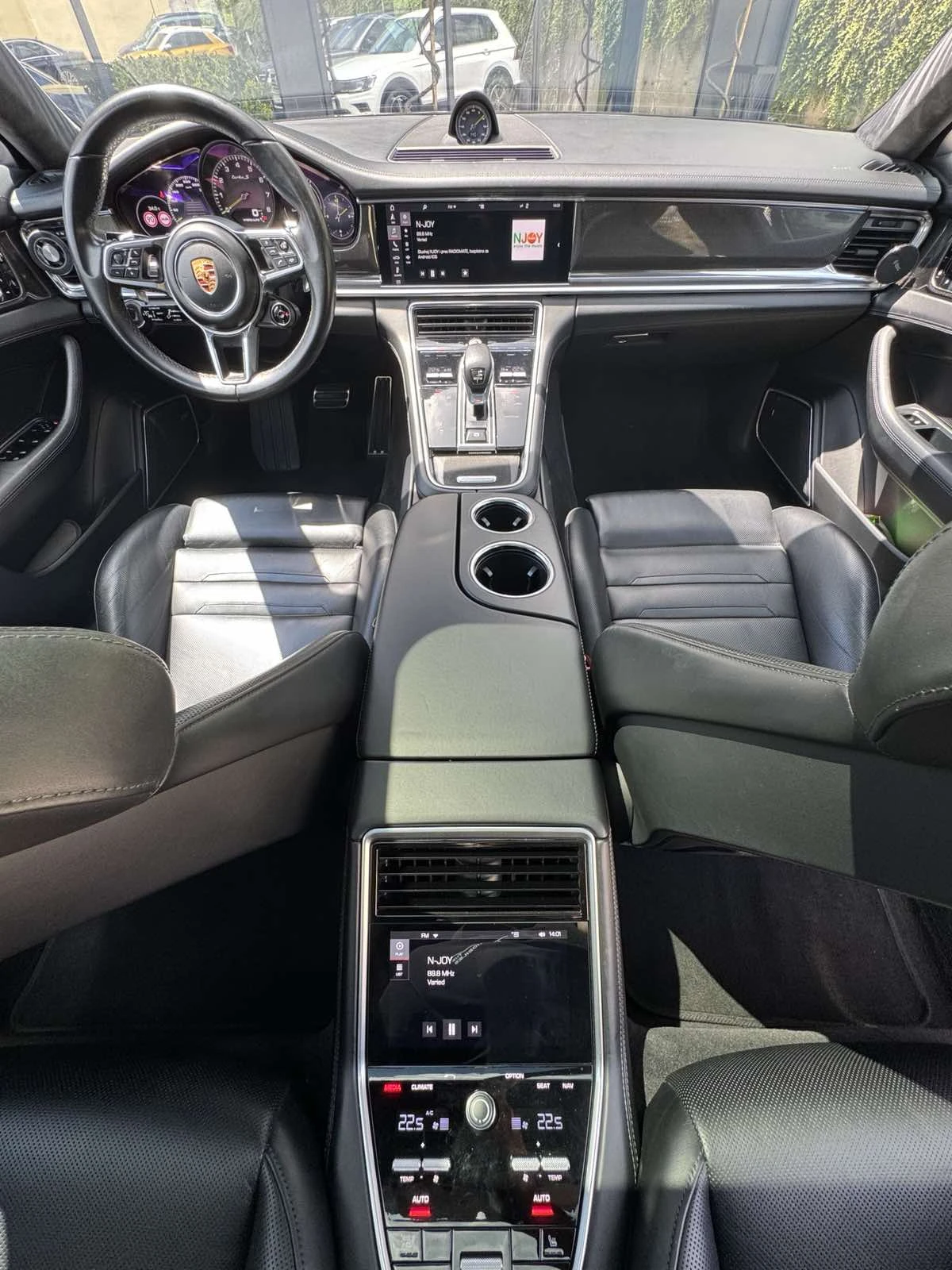 Porsche Panamera Turbo S E-Hybrid, снимка 12 - Автомобили и джипове - 55222741