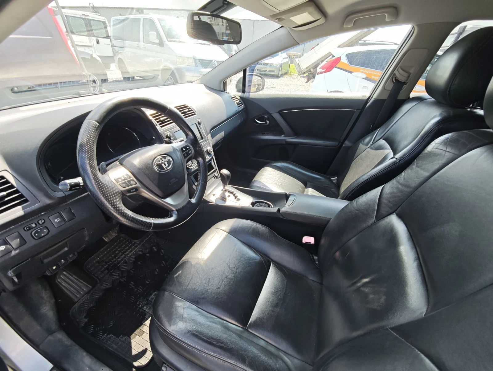 Toyota Avensis, снимка 9 - Автомобили и джипове - 55295540