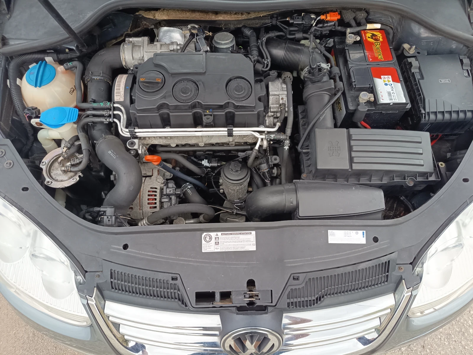 VW Golf 1.9tdi 105кс, снимка 17 - Автомобили и джипове - 55400440