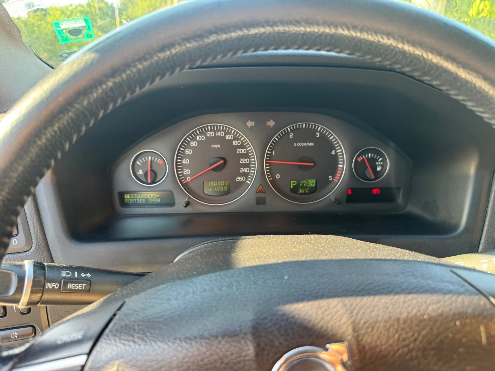 Volvo S60, снимка 13 - Автомобили и джипове - 55875725