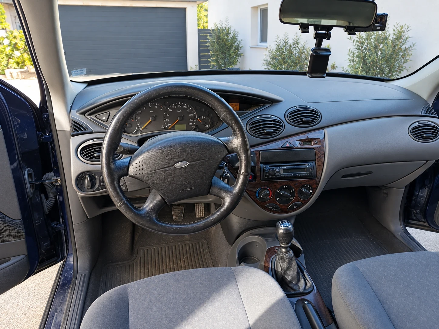 Ford Focus 1.8 TDCI, снимка 4 - Автомобили и джипове - 56023929