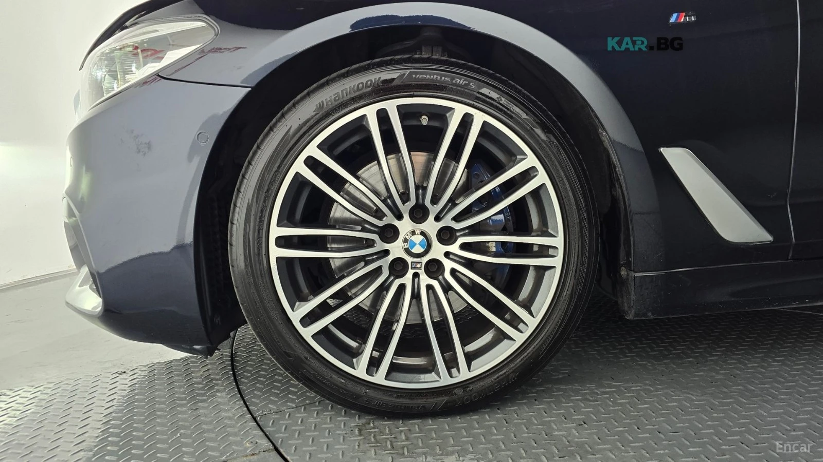 BMW 530 xDrive M Sport Plus* HUD* 360* ОБДУХ* НАВИ* ПАНО, снимка 5 - Автомобили и джипове - 56047818