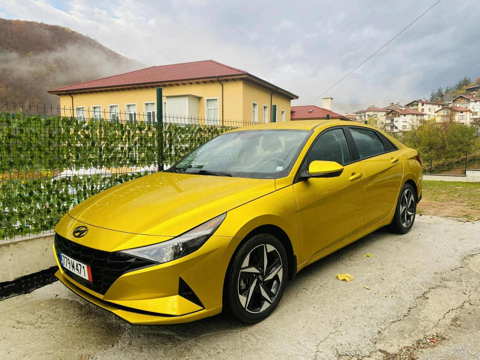 Hyundai Elantra, снимка 2 - Автомобили и джипове - 56712096