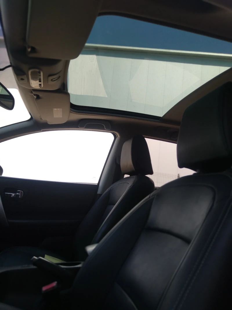 Nissan Qashqai, снимка 9 - Автомобили и джипове - 52711687