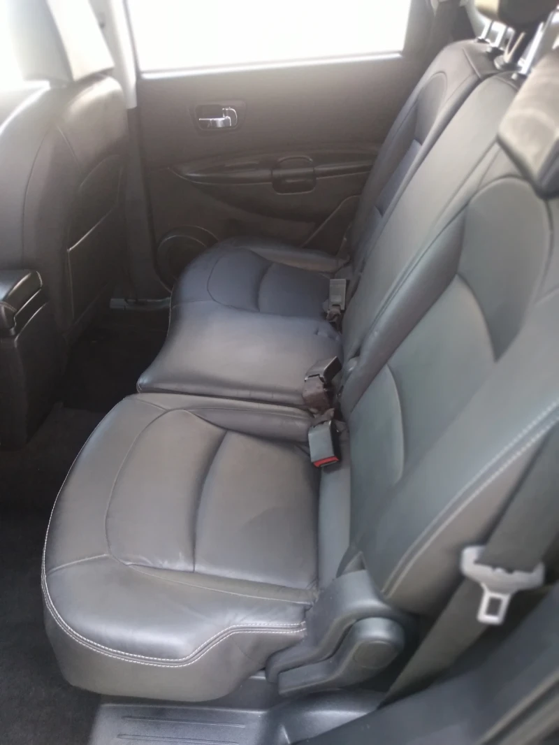 Nissan Qashqai, снимка 10 - Автомобили и джипове - 52711687