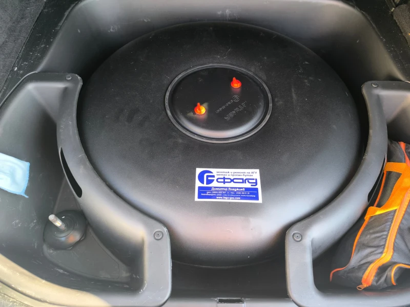 Jeep Grand cherokee 3.6, снимка 7 - Автомобили и джипове - 52588470