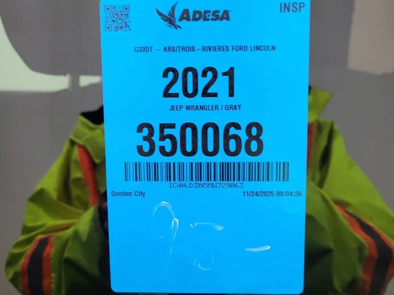 Jeep Wrangler * UNLIMITED SPORT * CARFAX * , снимка 15 - Автомобили и джипове - 52959157