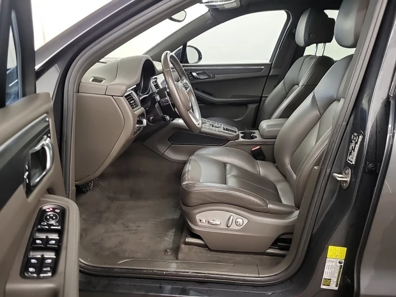 Porsche Macan * SPORT EDITION * CARFAX * ЦЕНА ДО БГ, снимка 5 - Автомобили и джипове - 52989819