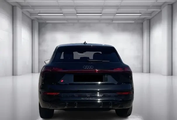 Audi Q8 e-Tron SUV 50 = S-line = �������� | Mobile.bg � ����������� 3