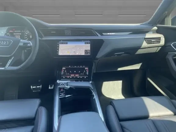 Audi Q8 e-Tron SUV 50 = S-line = �������� | Mobile.bg � ����������� 7