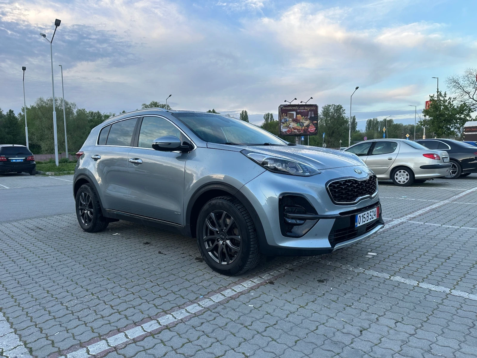 Kia Sportage GT Line 2.0 CRDI AWD - изображение 9
