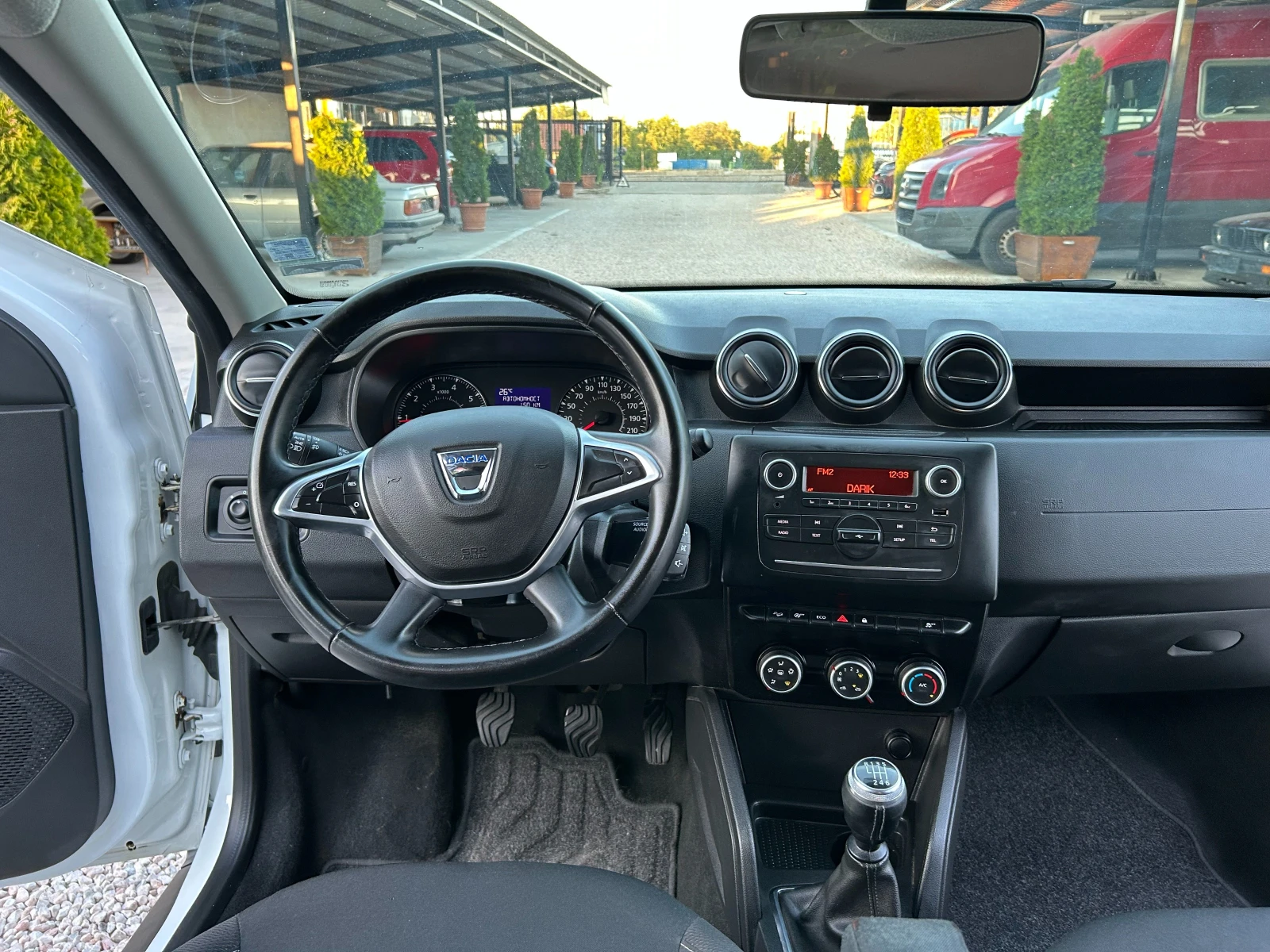 Dacia Duster 1.5 D 4х4 | Mobile.bg — изображение 14