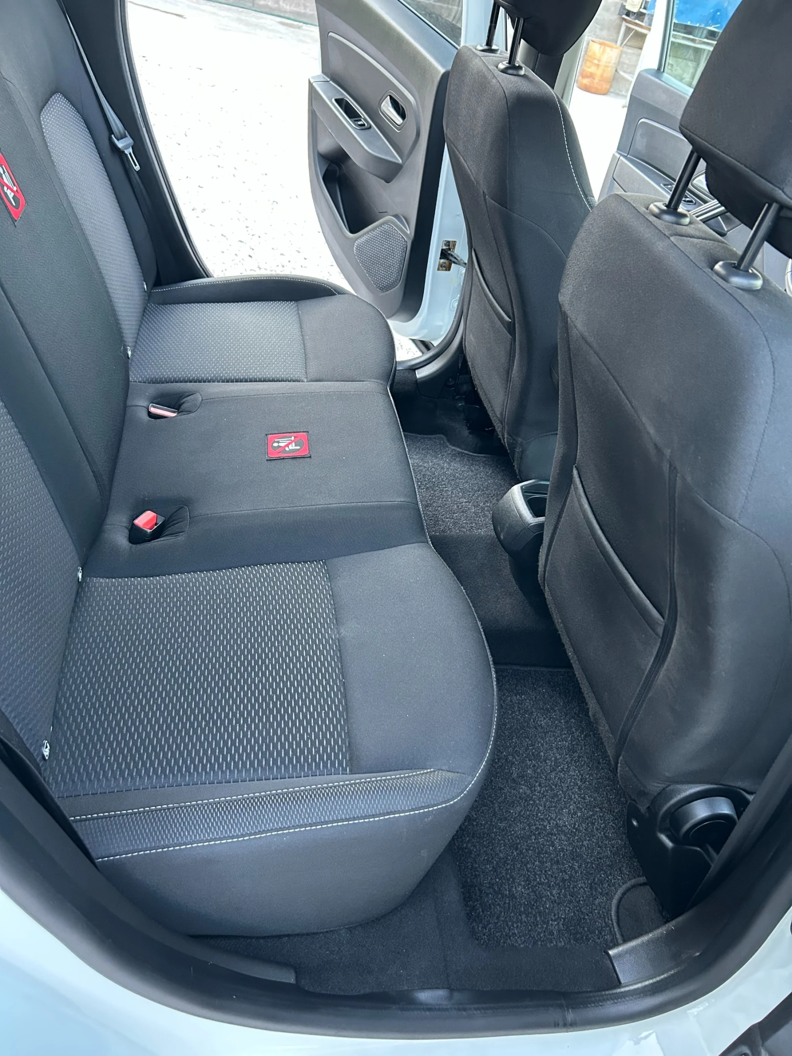 Dacia Duster 1.5 D 4х4 - изображение 9