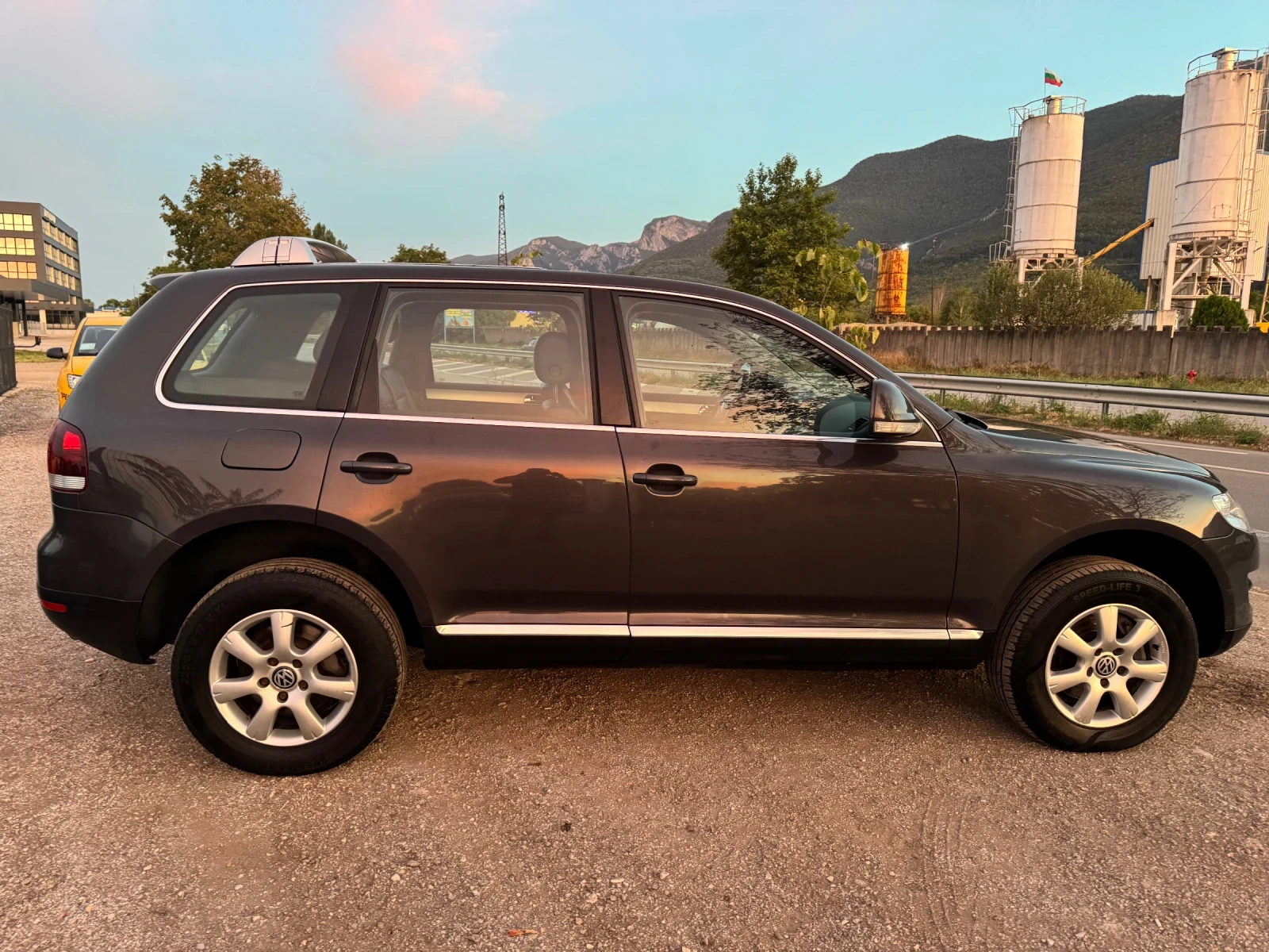 VW Touareg 3.0TDI AVT NAVI XENON KOJA 4X4 260000km - изображение 6