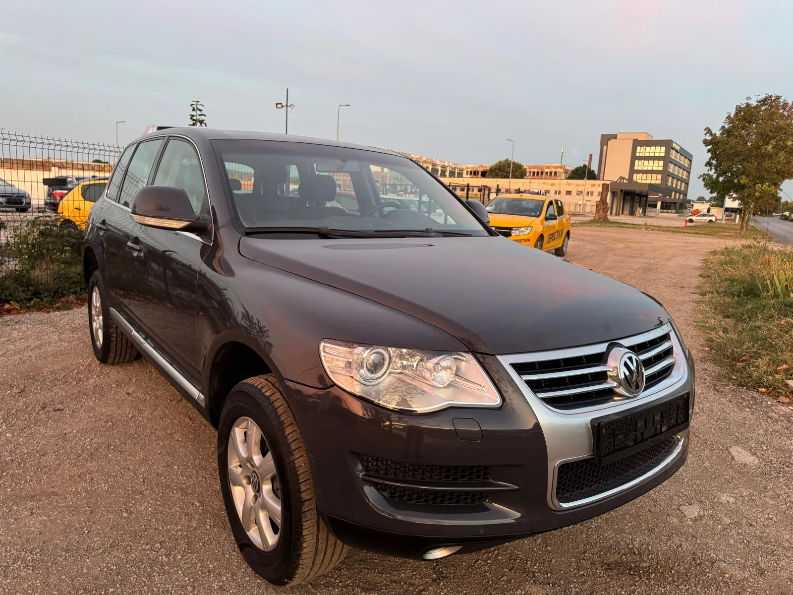 VW Touareg 3.0TDI AVT NAVI XENON KOJA 4X4 260000km - изображение 7