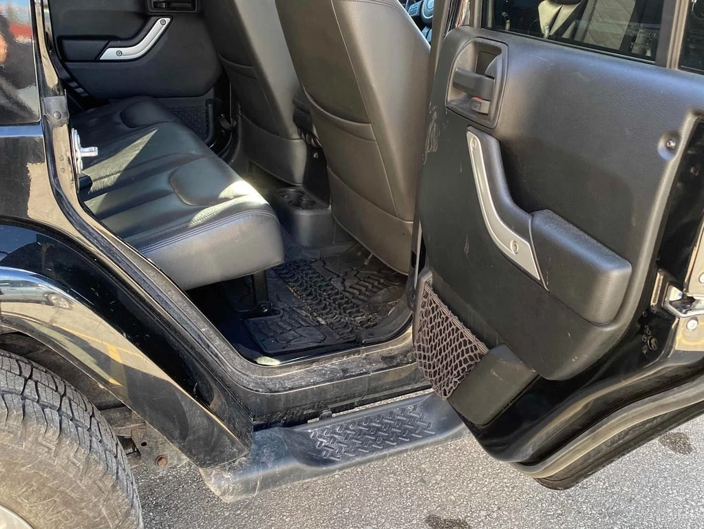 Jeep Wrangler 2017 Sahara * CARFAX * БЕЗ ПЪРВОНАЧАЛНА ВНОСКА - изображение 10