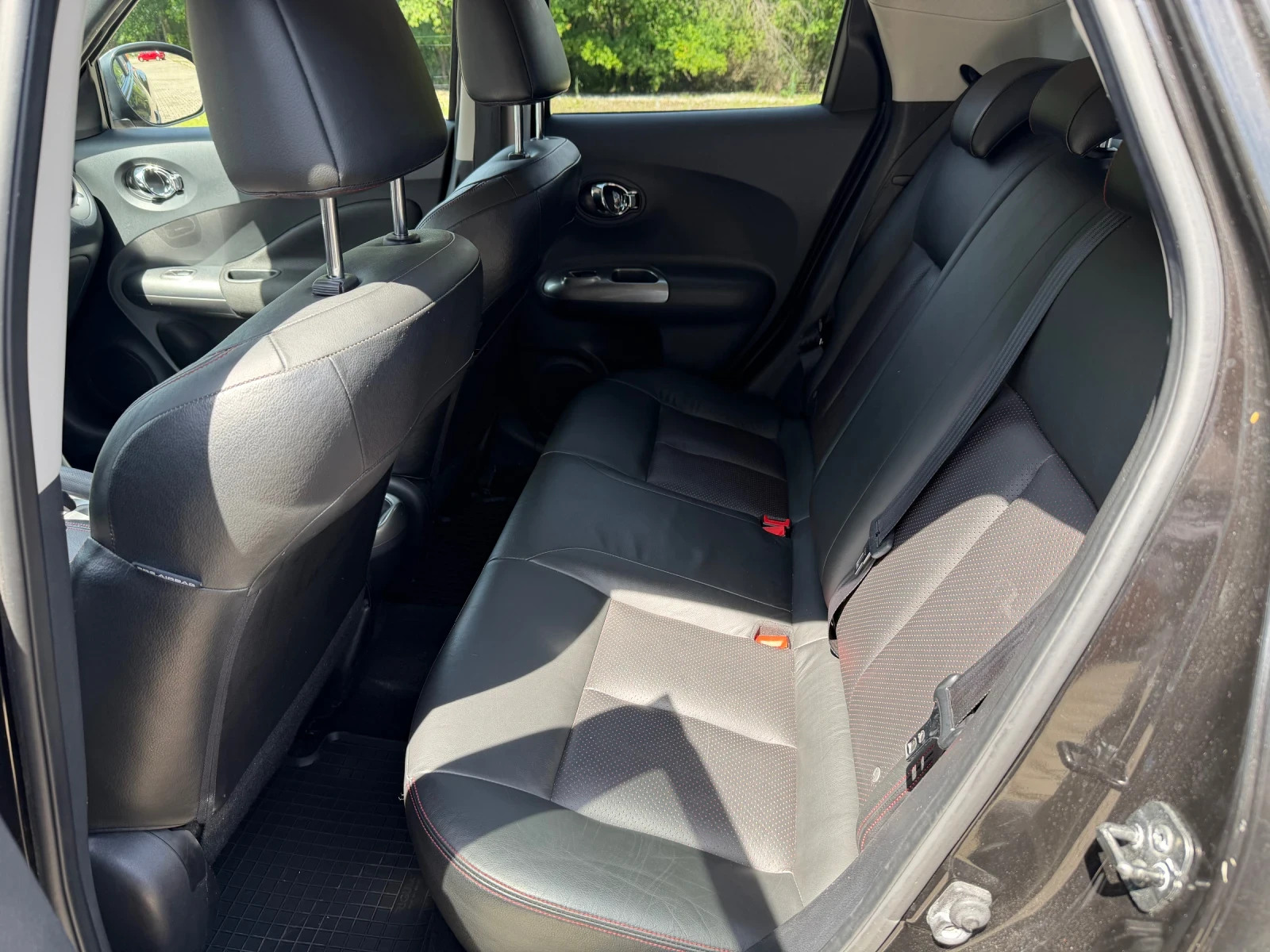 Nissan Juke, снимка 12 - Автомобили и джипове - 54760133