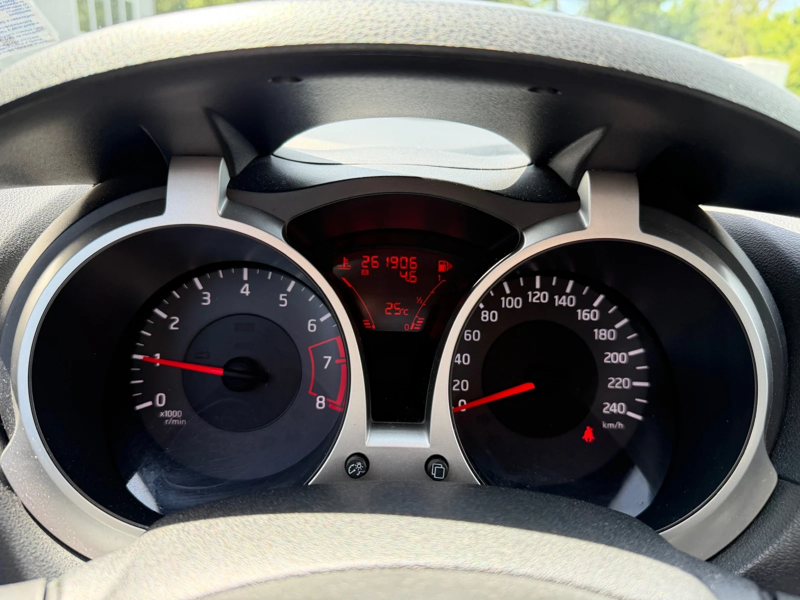 Nissan Juke, снимка 9 - Автомобили и джипове - 54760133