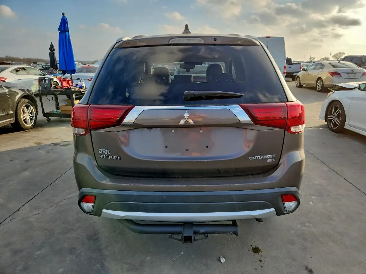 Mitsubishi Outlander SE - изображение 6