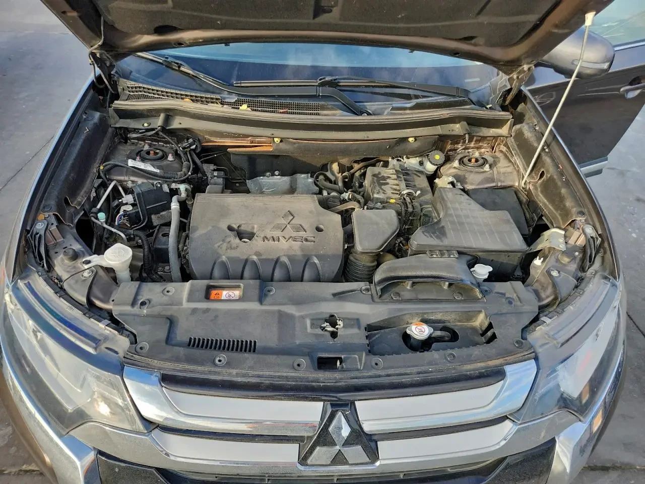 Mitsubishi Outlander SE | Mobile.bg � ����������� 11